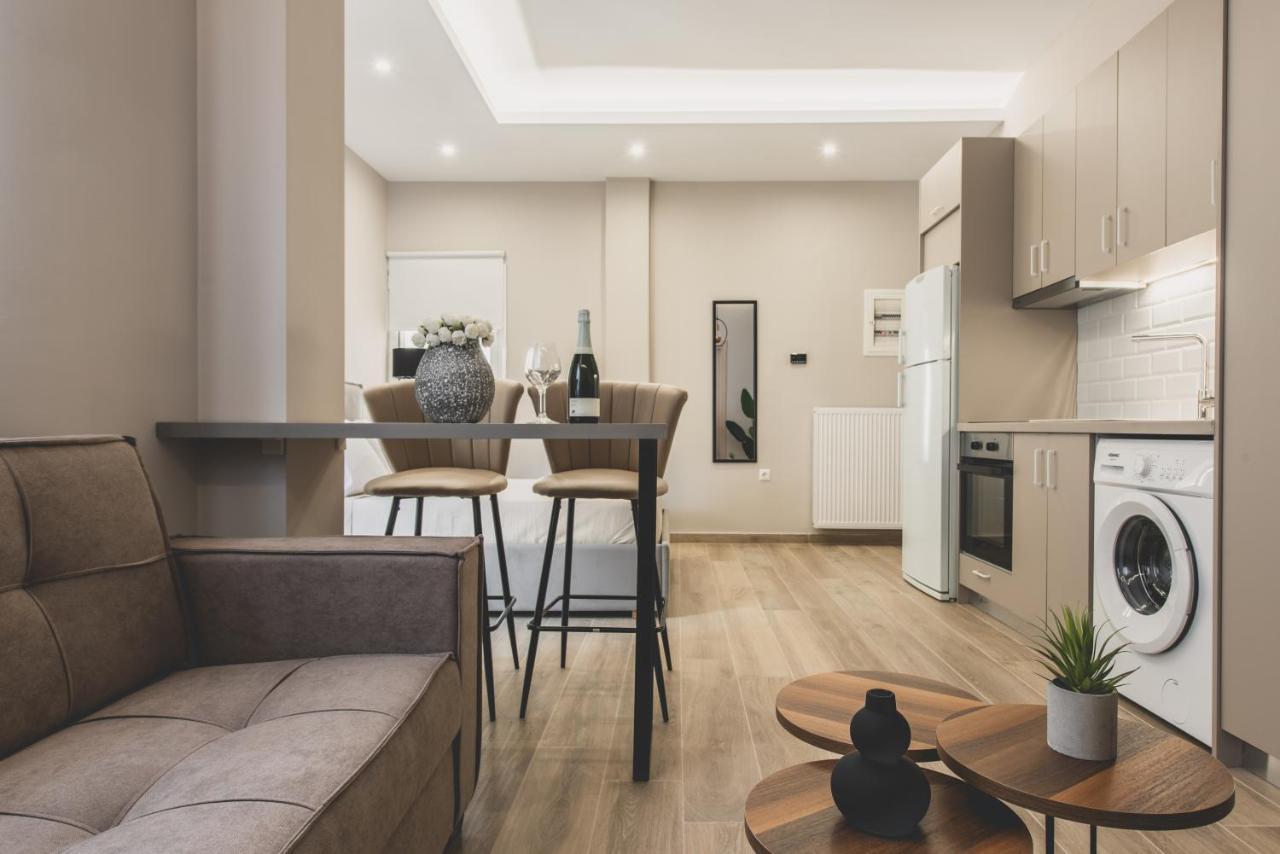 Ederlezi Habitat * Piraeus